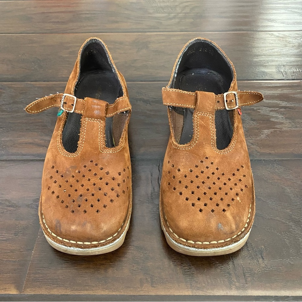 Kickers Women’s Adjustable Strap Closed Toe Sandals Brown Size 39 US Size 8